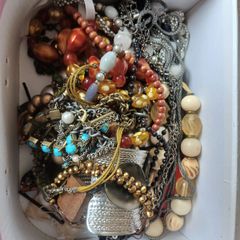 Costume jewellery