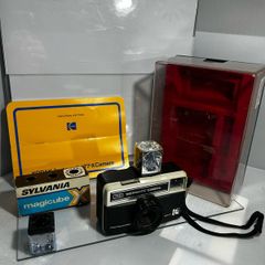 Vintage 1977 Boxed Kodak Instamatic 77 x Camera