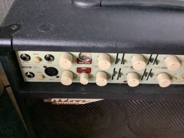 Ashdown Radiator 2 Acoustic Guitar Amp REDUCED!