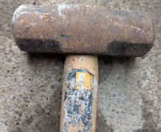 sledge hammer