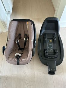 Infant car seat & isofix base - Max cosi