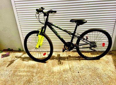 Brand new Apollo Gridlock junior mountain bike