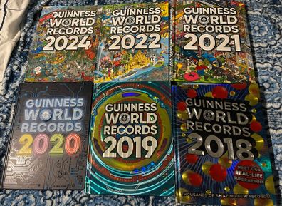 6x Guiness World Record books
