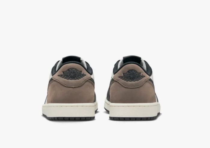 Nike Air Jordan 1 Low Mocha UK 11 Deadstock