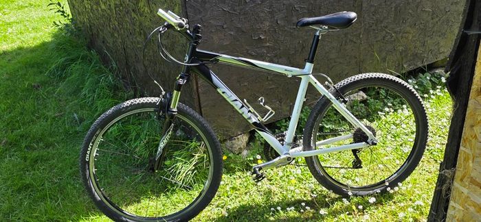 Giant Rincon     Size M.