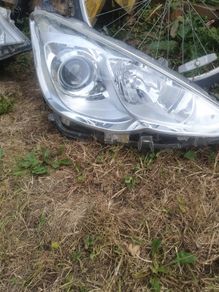 toyota yaris headlight