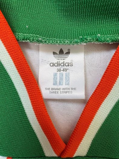 ORIGINAL Ireland away 1994 football shirt