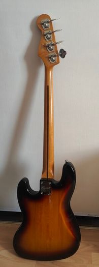 Squier Classic 70s Jazz Bass