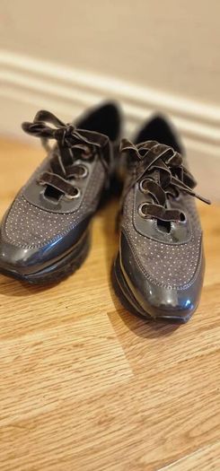 women shoes