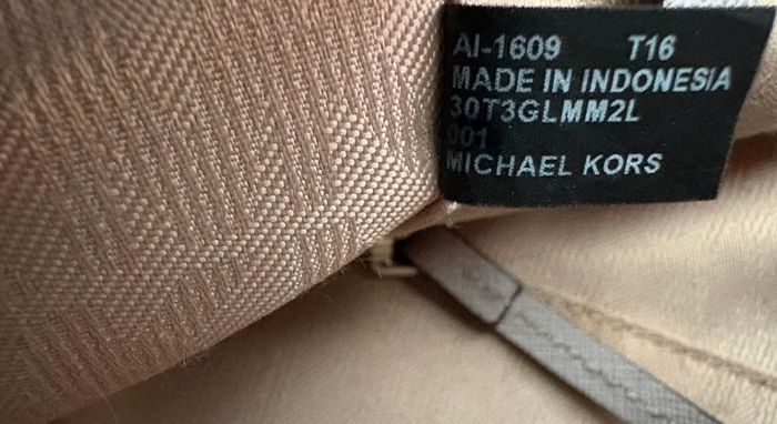 Michael Kors Authentic Bag