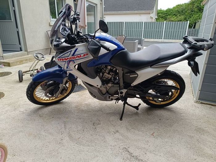 2009 Honda Transalp XL700