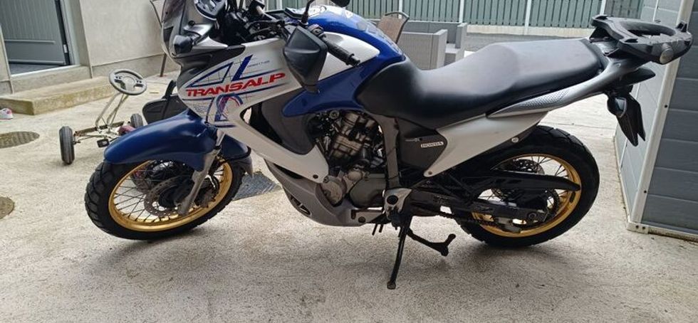 2009 Honda Transalp XL700