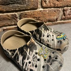 Crocs Classic Realtree Clogs Dinosaur Jibbitz UK 1 EU 33 to 34