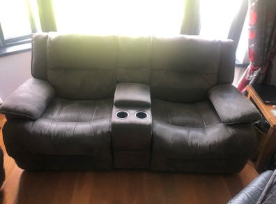 Recliner (two seater)