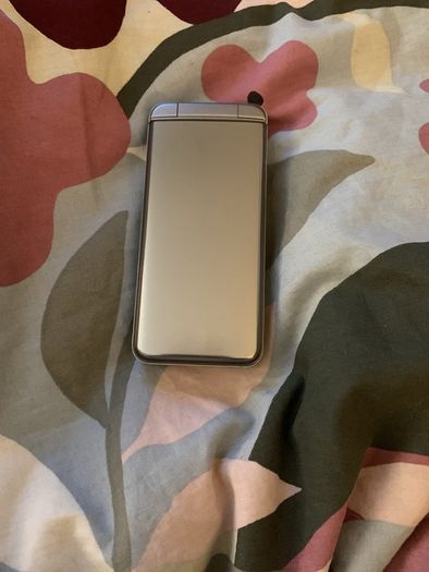 Japanese Android Keitai Flip Phone Dingo Kyocera 902KC