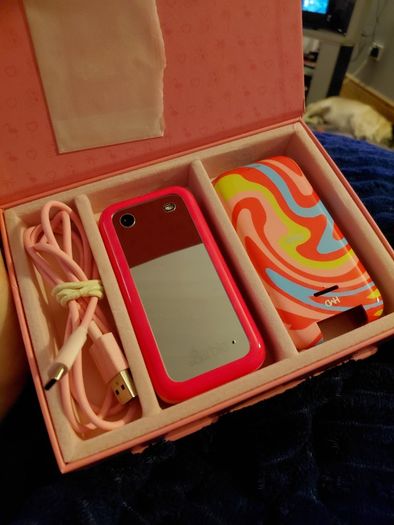 HMD Barbie Phone