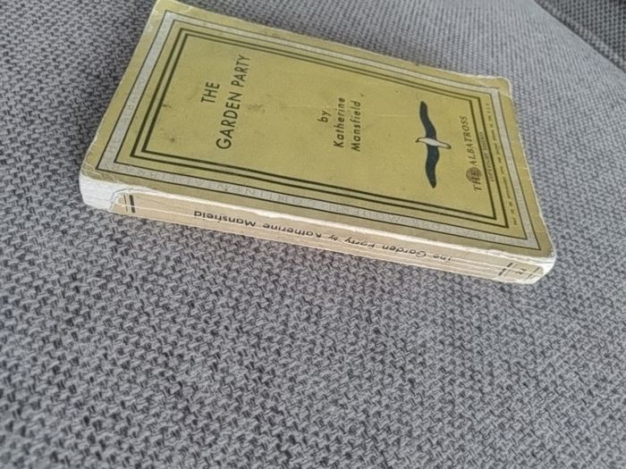 The Garden Party by Katherine Mansfield 1932 The Albatross in good used condition with wear on the cover see photos FREE STANDARD POSTAGE INCLUDED