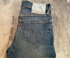 Vintage Levis Sewn with Strongest Thread Mens Jeans Size: W32 L31 Rare Unusual