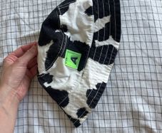 Bucket hat animal print cow
