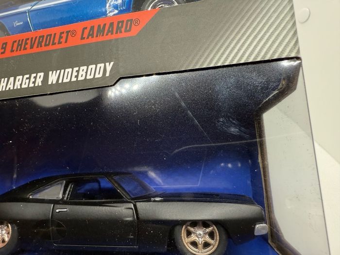 Jada Fast and Furious Twin Set Chevrolet Camaro and Dodge Charger 1:32 Diecast die cast model cars