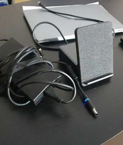 Dell Dual Charge Dock (HD22Q) - USB-C Dock with Wireless Charging