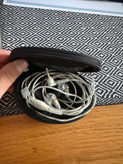 Shure SE215 Pro CL in ear monitors never used