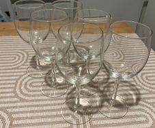 6 wine glasses