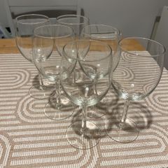 6 wine glasses