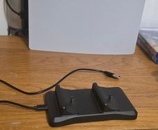 ps5 dual sense controler charging station.