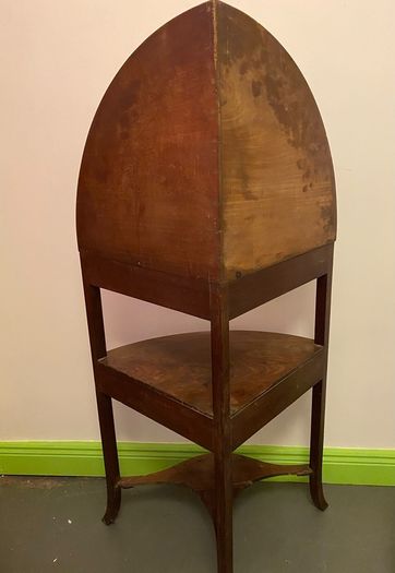 Georgian corner washstand
