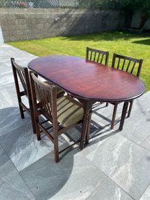Dining Table & Chairs
