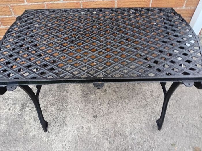 garden table