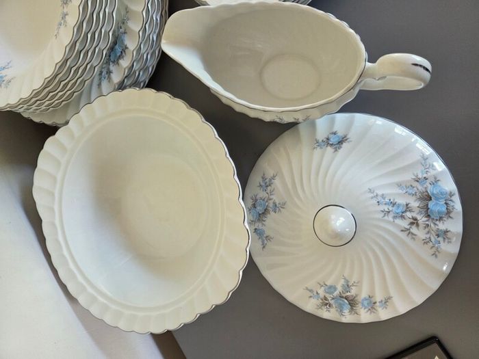 Dinner Set Snowhite Regency