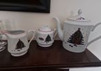 Christmas tablewear