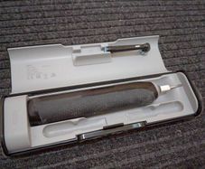 Oral-B electric rechargeable toothbrush with a travel case