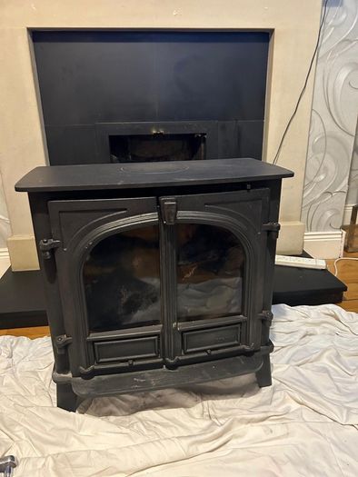 cast iron wood burning stove