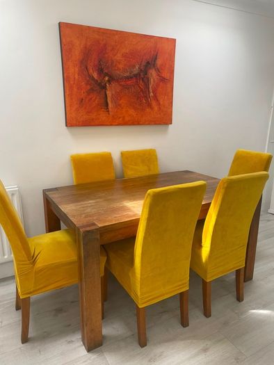 Solid oak dining table and 6 chairs