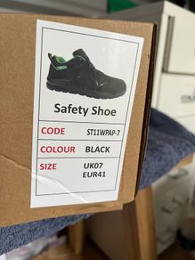 safety boots brand new