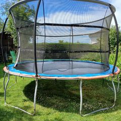 Trampoline