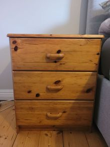 Bedside locker/table