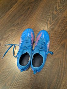 Kids football boots