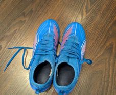 Kids football boots