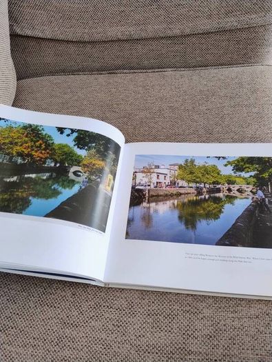 Return to Sender Revisiting John Hindes Ireland by Paul Kelly over 200 old photos that were used on old postcards hardback in very good condition FREE STANDARD POSTAGE INCLUDED