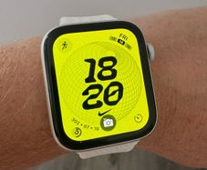 Apple Watch SE 2nd Gen 44mm GPS