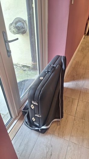 Massage Table High Spec DELIVERED