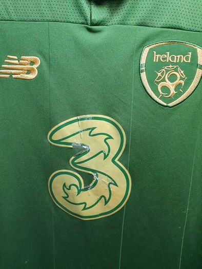 New balance 2019-20 home shirt size medium ptp 21" in great condition