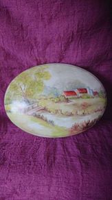 Vintage jewellery box