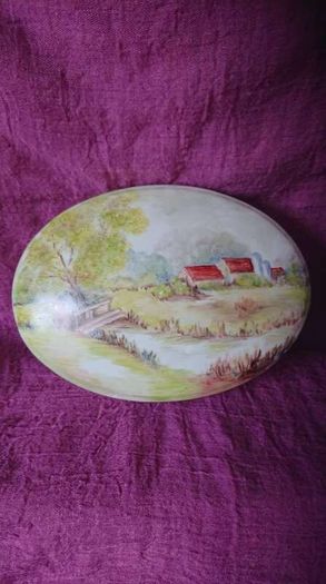 Vintage jewellery box