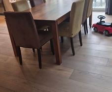 Dining Table & chairs