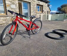 Frog bike 62cm 24inch 8 speed +2 new tyres
